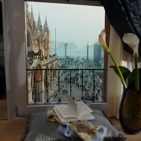 Hotell Canaletto Luxury - San Marco Luxury Venedig