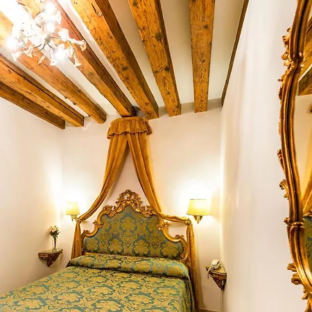 Al Vagon Hotel
