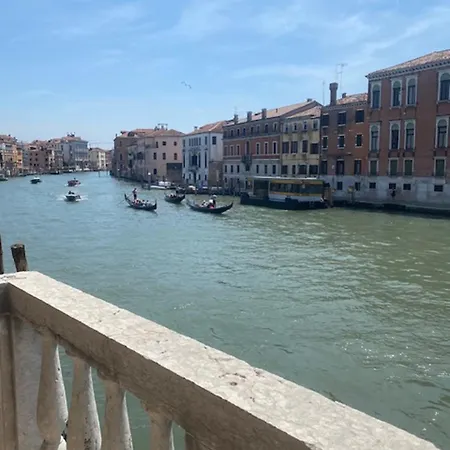 Apartment Palace Canal View By Wonderful Italy