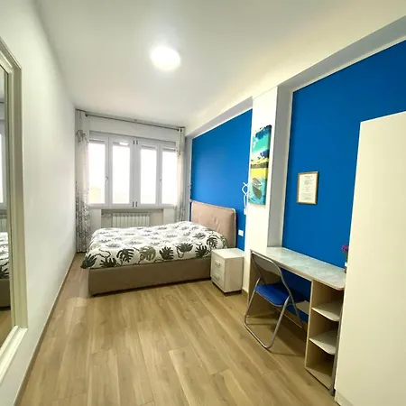 Homestay Venice Station House