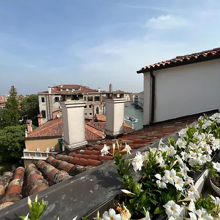 Appartamento Attico Canal Grande A Palazzo Contarini Corfu *