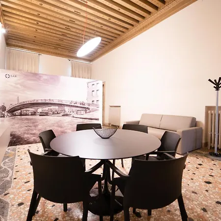 Apartment Elegance Calatrava