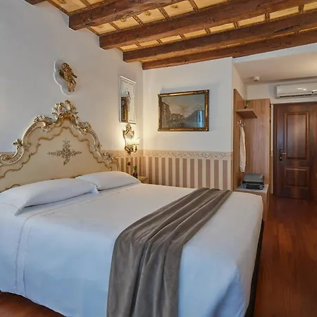 Hotel Unahotels Ala Venezia-adults 16 Venice