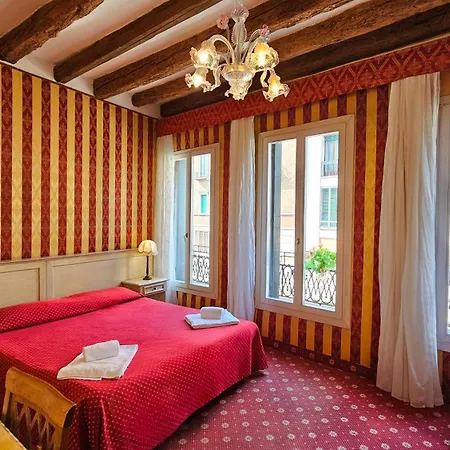 Ca' Messner 5 Leoni Guest house 2*