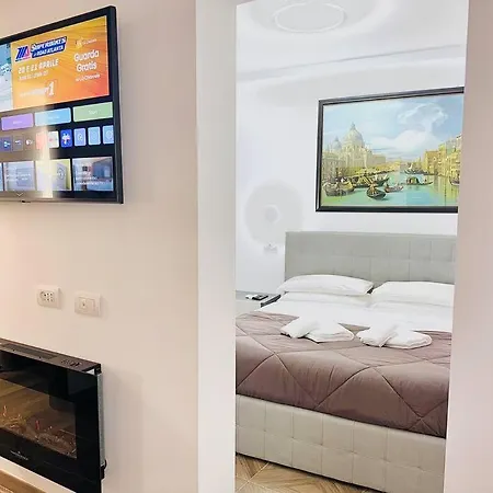 Gloria Luxury Apartment *