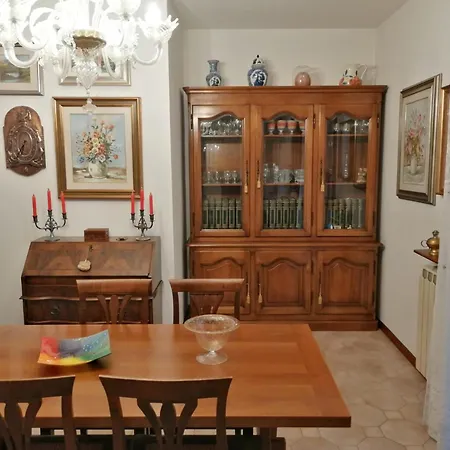 Lily Rose House Apartment