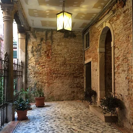Remedio At Locappart Apartment Venice