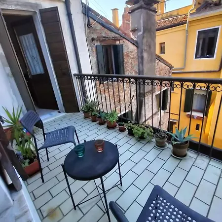 Apartment Luminosa Terrazza Dietro S.marco Venice