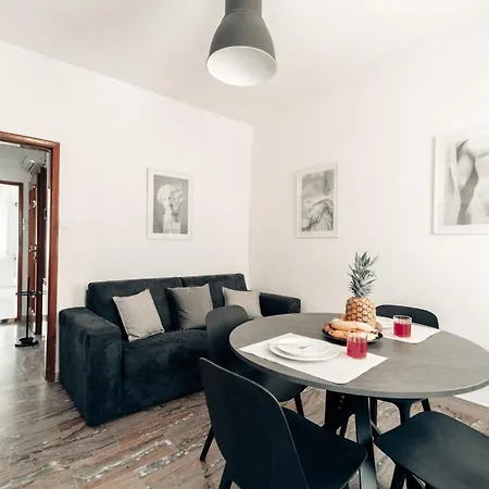 Ca Zorzi - 2 Minutes From Biennale & Canal View - Ape G Apartment