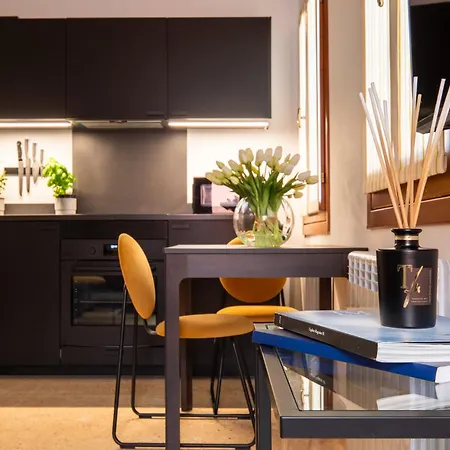 Tintoretto Cozy Duplex R&r Apartment