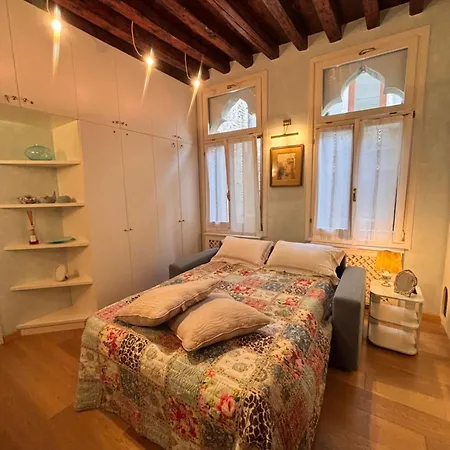 Appartamento Albrizzi Charme *