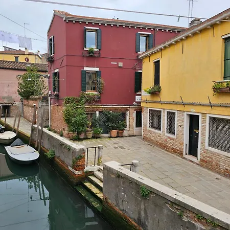 Casa Rossa Vista Canale * Venecia