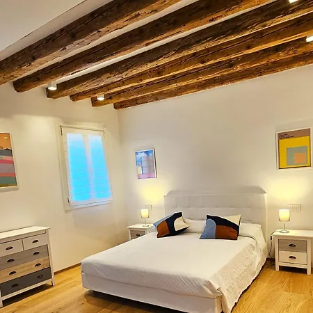 Apartment Small With Private Garden Venice