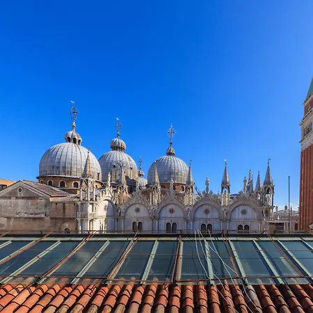 312 Piazza San Marco Konukevi Venedik