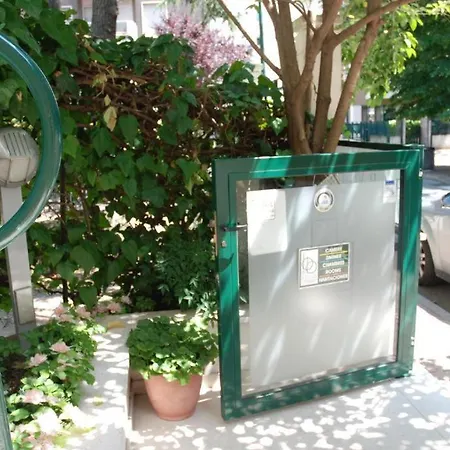 Guest house Taj Luxury