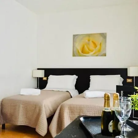 Guest house Taj Luxury *