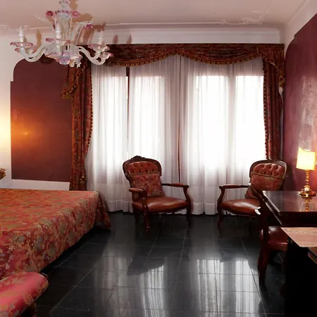 Отель Residenza D'epoca San Cassiano 4*