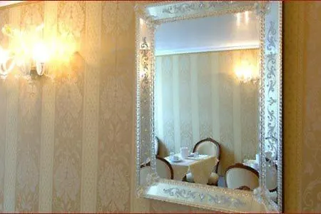 Hotel Canal & Walter 3*