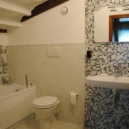 Bed & Breakfast San Firmino Canal View 2*