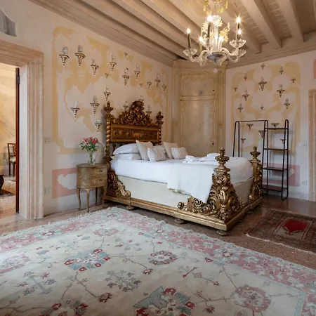 Ca-nova Venecia