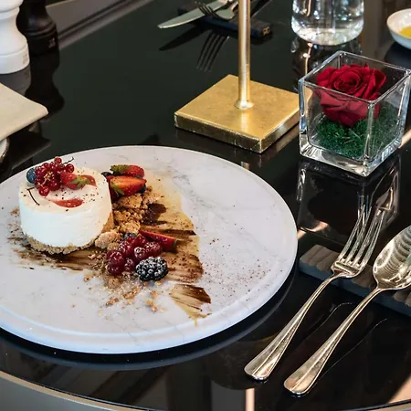 Radisson Collection Hotel, Palazzo Nani 5*