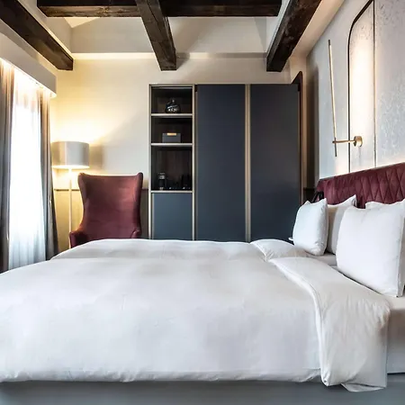Hotel Radisson Collection Hotel, Palazzo Nani 5*
