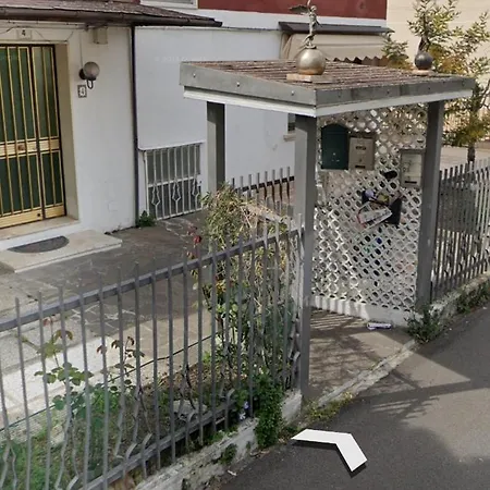 Jolly Private With Bathroom Apartment *