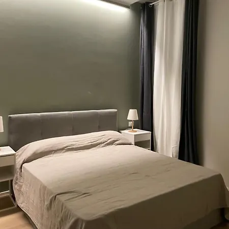 Joy Luxury Barbaria * Venice
