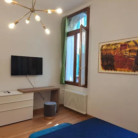 Rialto Bridge Lovely Apartamento *