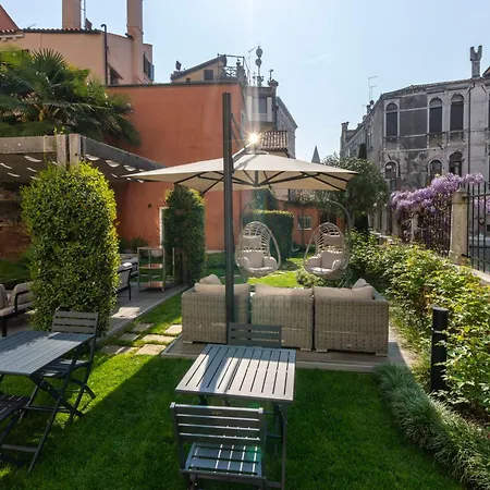 Palazzo Morosini Degli Spezieri - Lifestyle