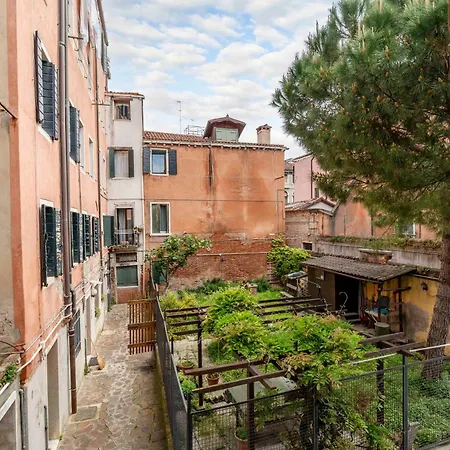 Residenza Isabella * Venice