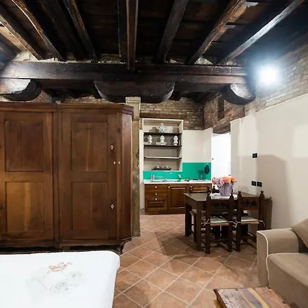 Charming Open-space Do Torri *
