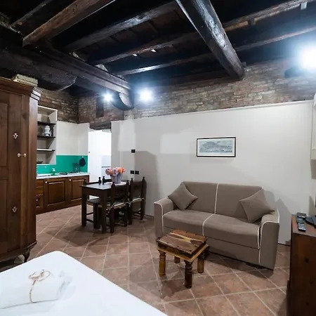 Charming Open-space Do Torri Apartment