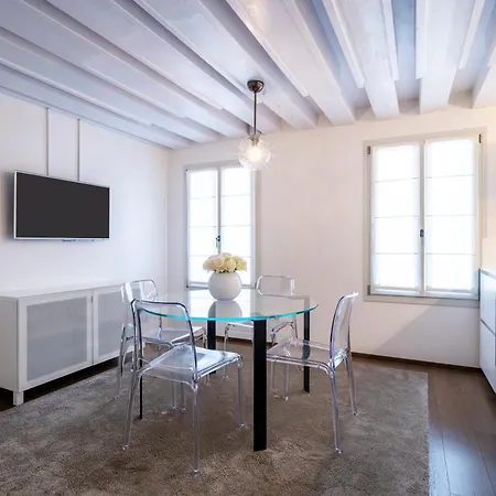 Palazzo Morosini Degli Spezieri - Lifestyle Apartment