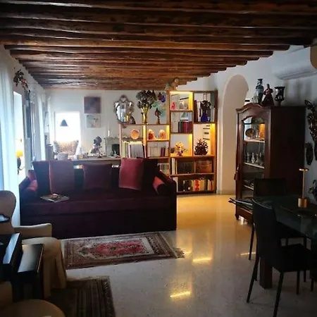 Guest house Cinqueteste Luxury Venice