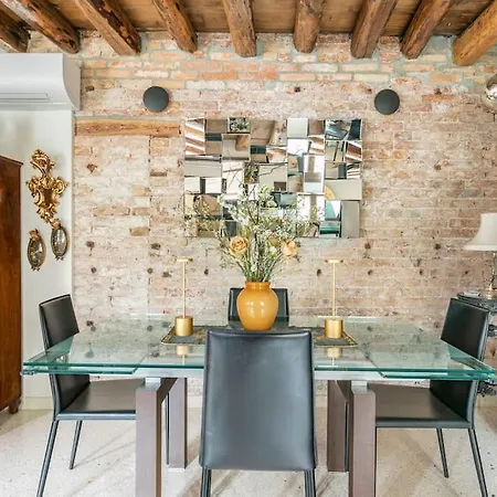 Cinqueteste Luxury Venice