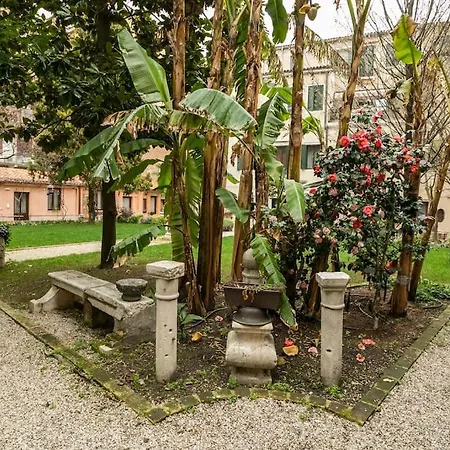 Guest house Cinqueteste Luxury Venice