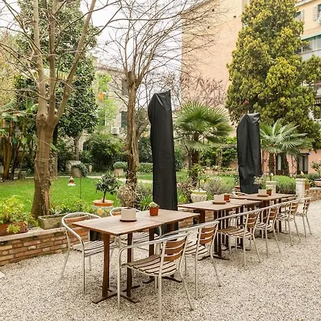 Cinqueteste Luxury Guest house 2*