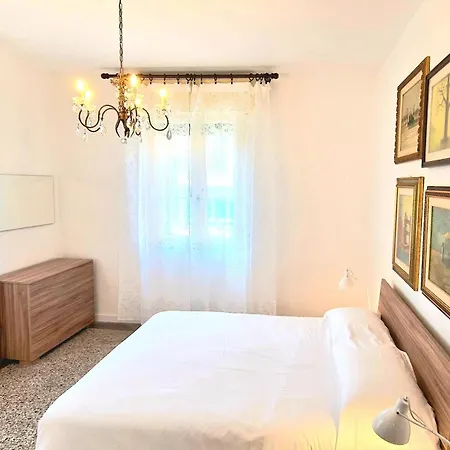 4 - Railway Apartment