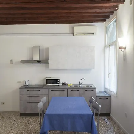 Melusina Rialto Appartement *