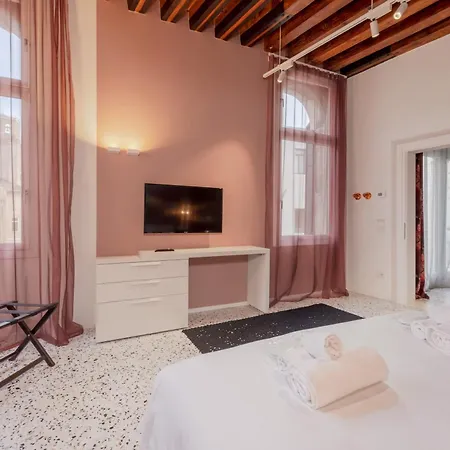 Tadomo - Corte Del Cafetier Apartment *
