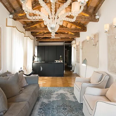 Apartment Rialto Terrace On The Grand Canal *