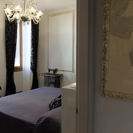 Apartment San Marco Luxury And Sharm Muneghe Venice
