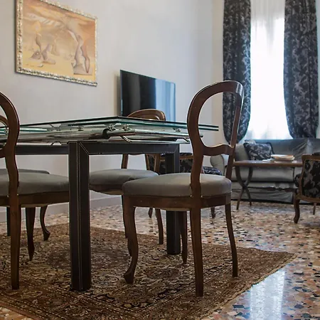 Apartment San Marco Luxury And Sharm Muneghe