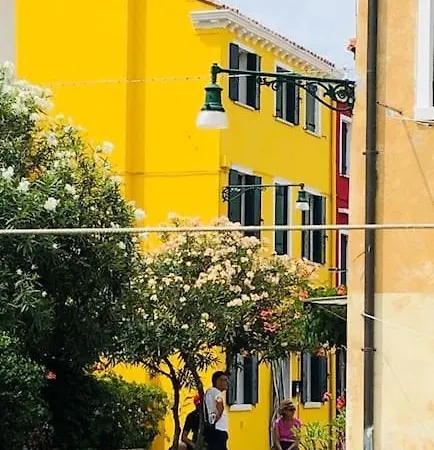 Casaamarillo Burano