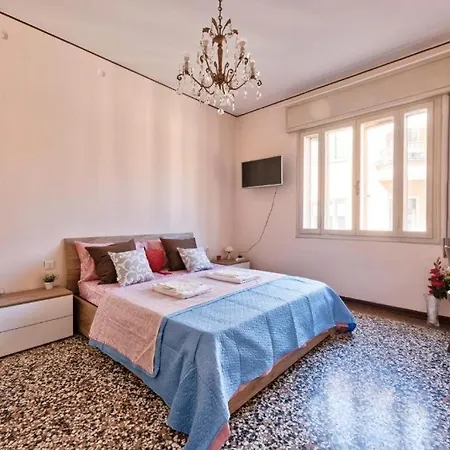 Venice Magic Night Apartment Mestre