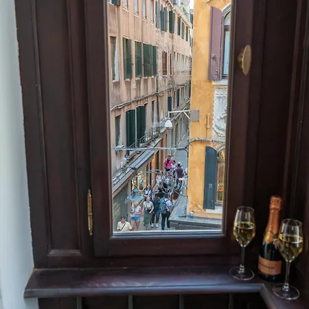 Apartment Ve.n.i.ce. Cera Ai Leoncini *