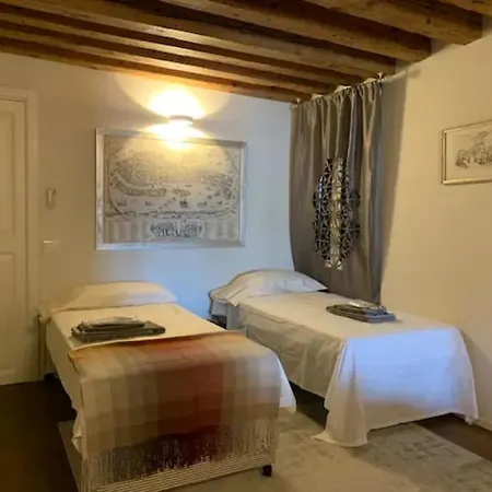 Apartment Ospizio Delle Donzelle *