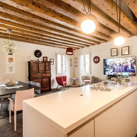 Apartment Ospizio Delle Donzelle Venice