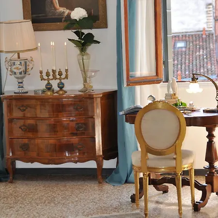 Bed & Breakfast La D'ella Venice